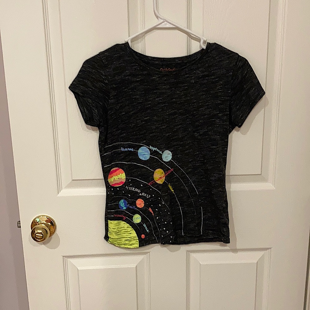 Girl’s shirt